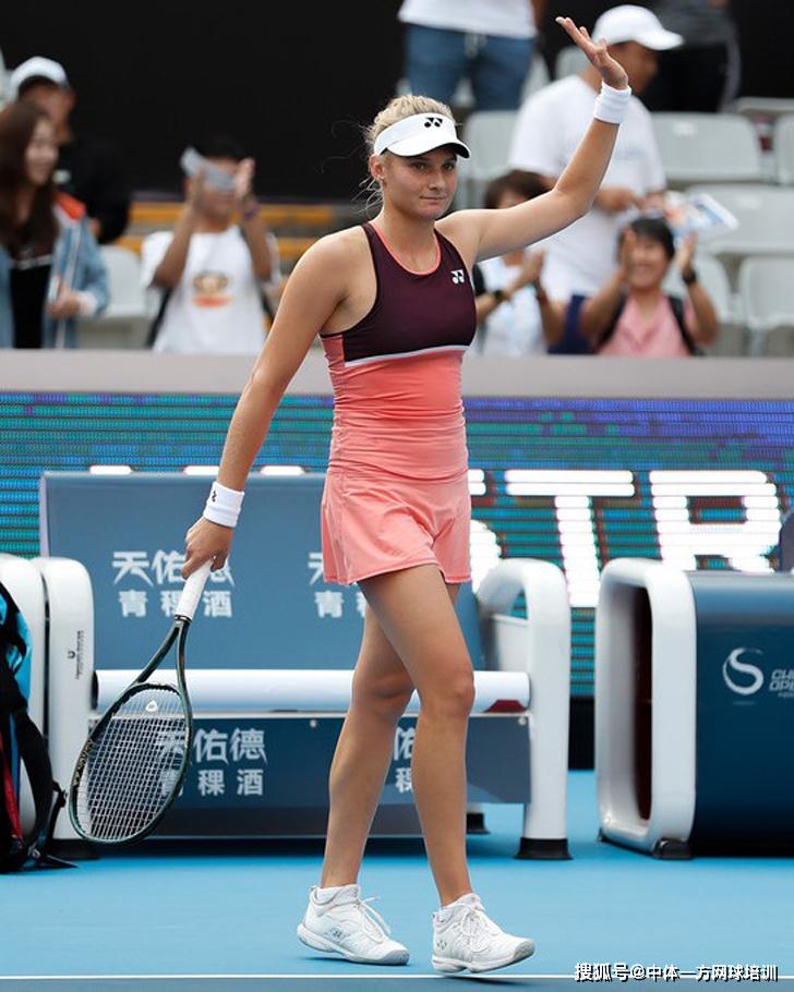 的球队呐喊 的球队呐喊