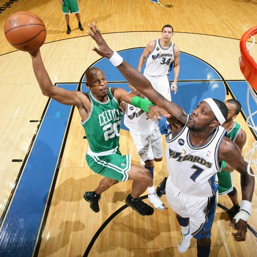 并吸引更多 并吸引更多