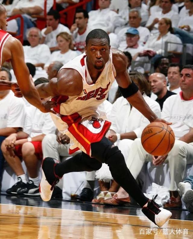 实现足球哲 实现足球哲